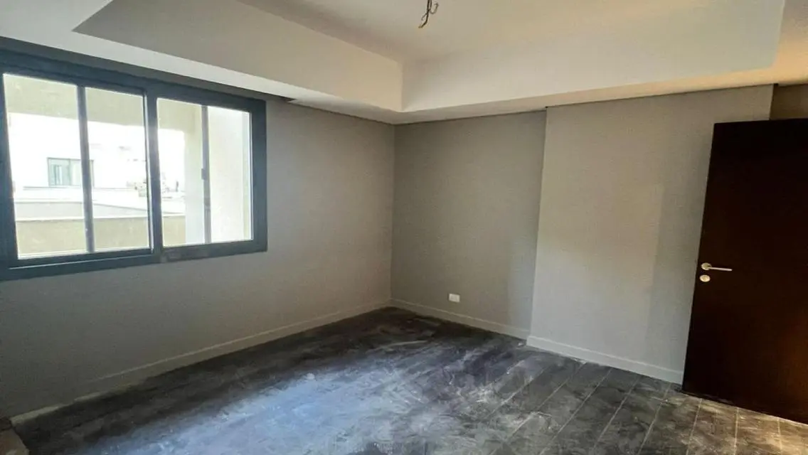 Ground with garden, kitchen and acs for rent 