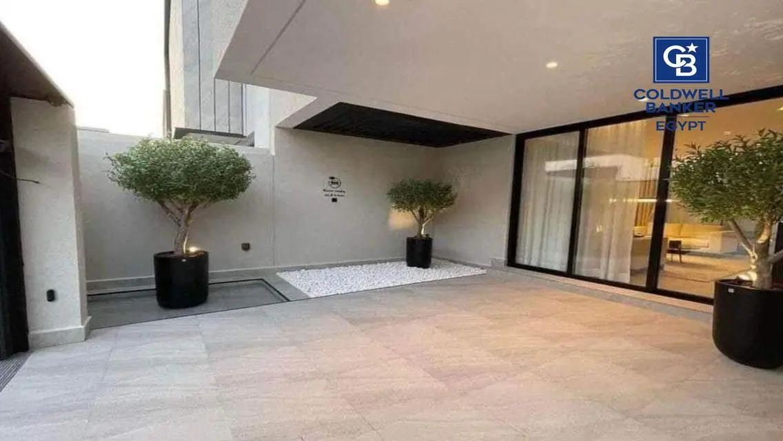 بمقدم 5% تاون هاوس \ كورنر \ فيو لاند سكيب