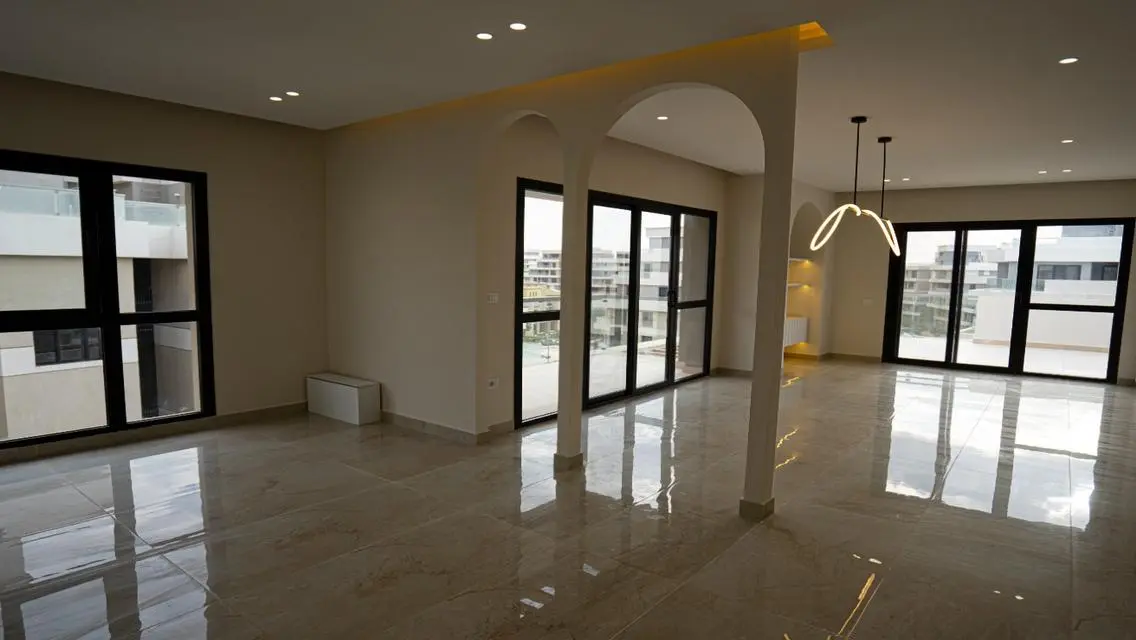 Semi furnished apartment for rent in Villette 