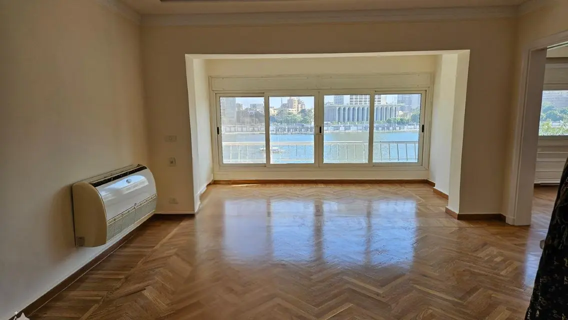 A beautiful Nile view flat-adjacent to gezira club