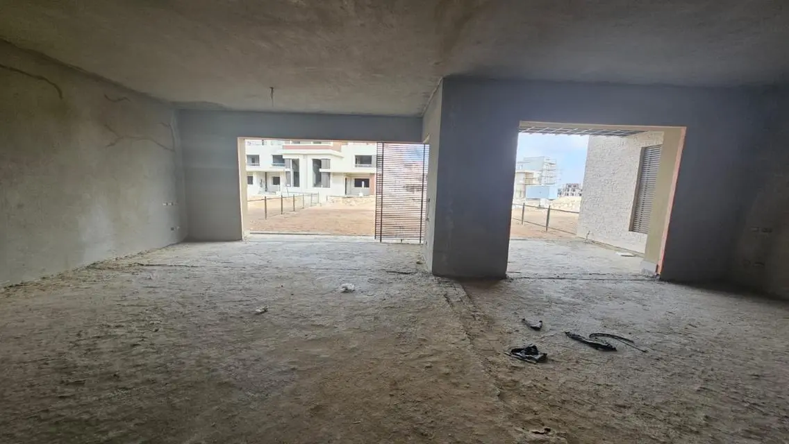 Townhouse Middle for sale in Kings Range -New Giza