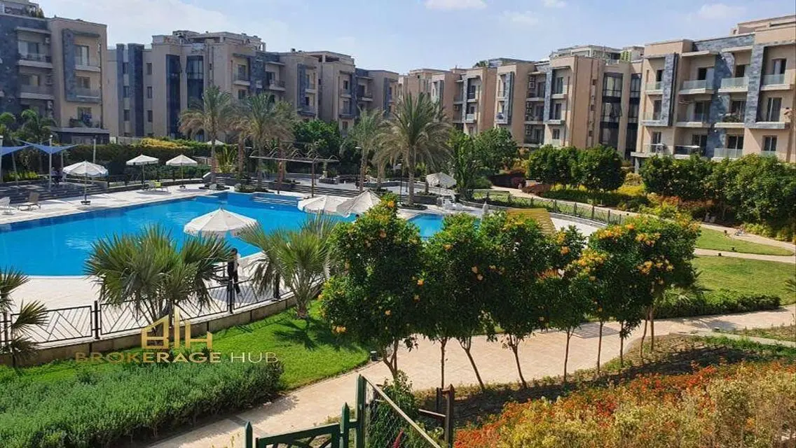 An apartment for rent in a location Galleria MV,