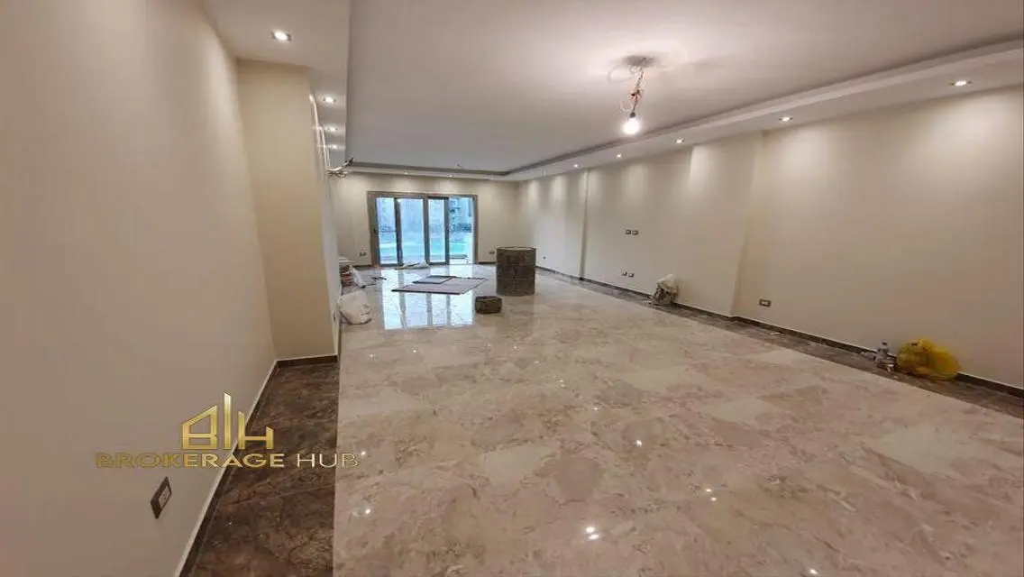 An apartment for rent in a location Galleria MV,