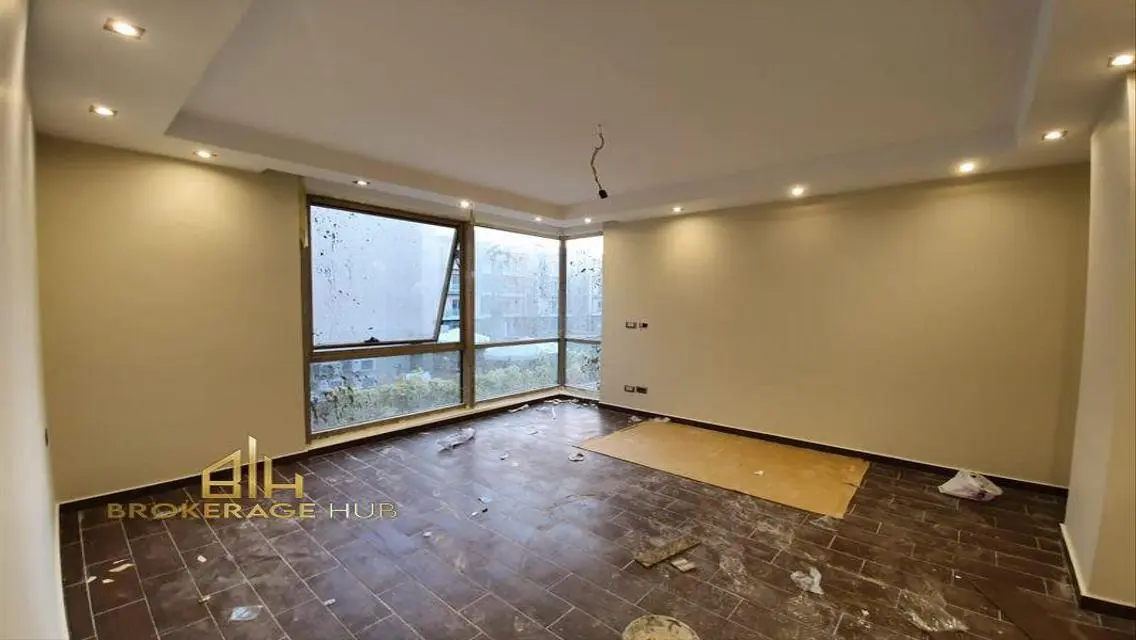 An apartment for rent in a location Galleria MV,