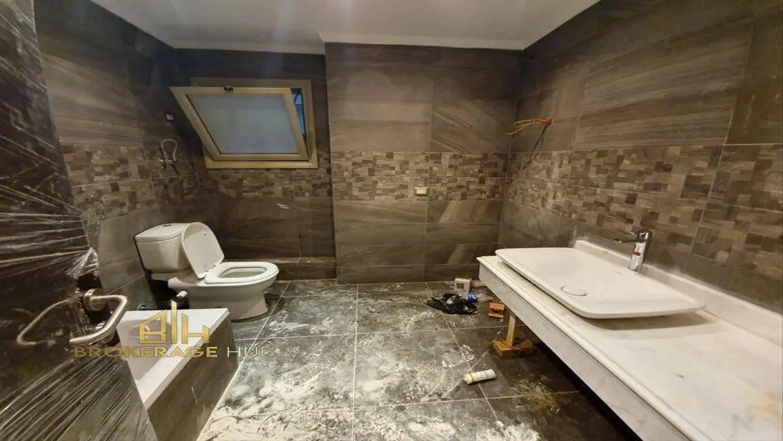 An apartment for rent in a location Galleria MV,