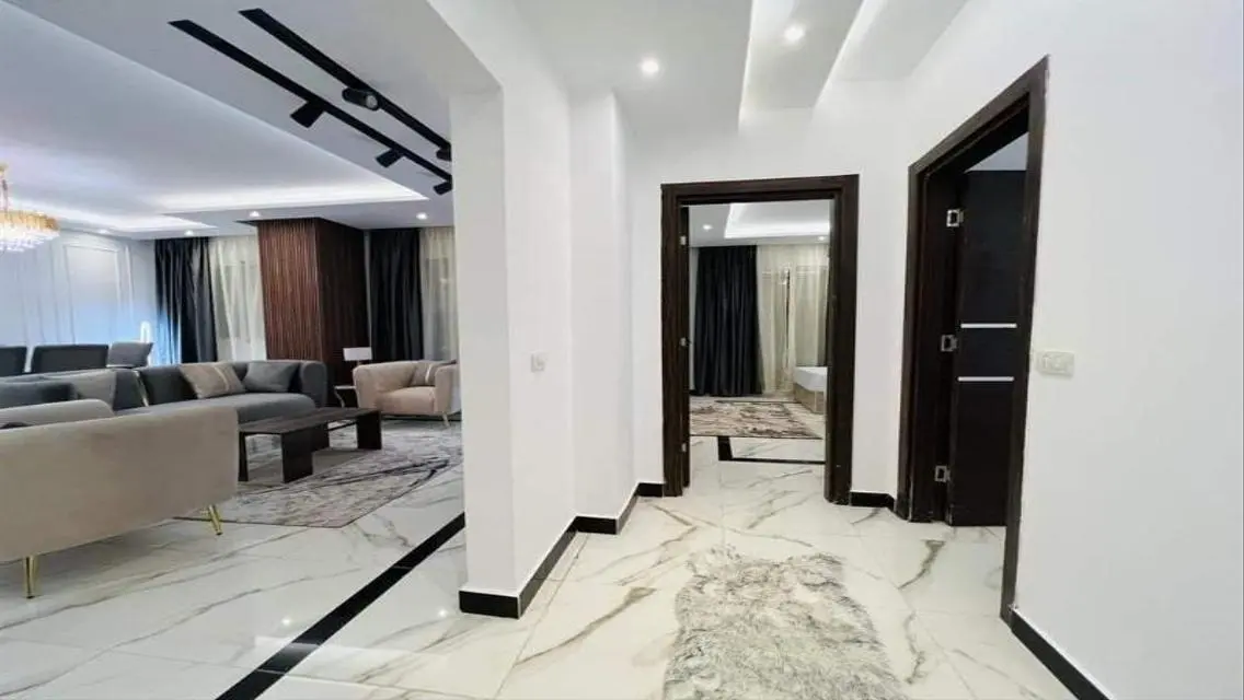 شقه استلام فوري بسعر مميز في سكاي سيتي جلاله