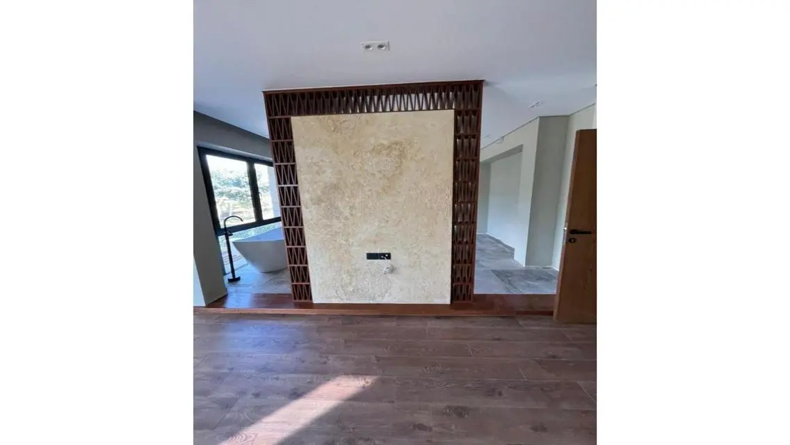first use corner with fountain and jaccuzi modern