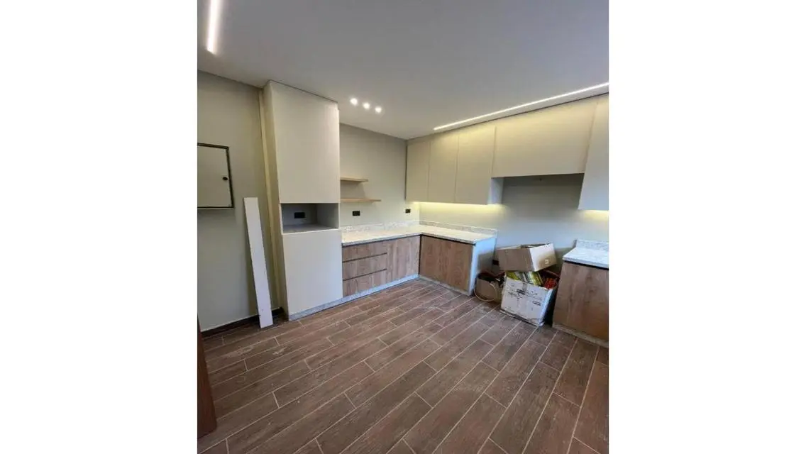 first use corner with fountain and jaccuzi modern