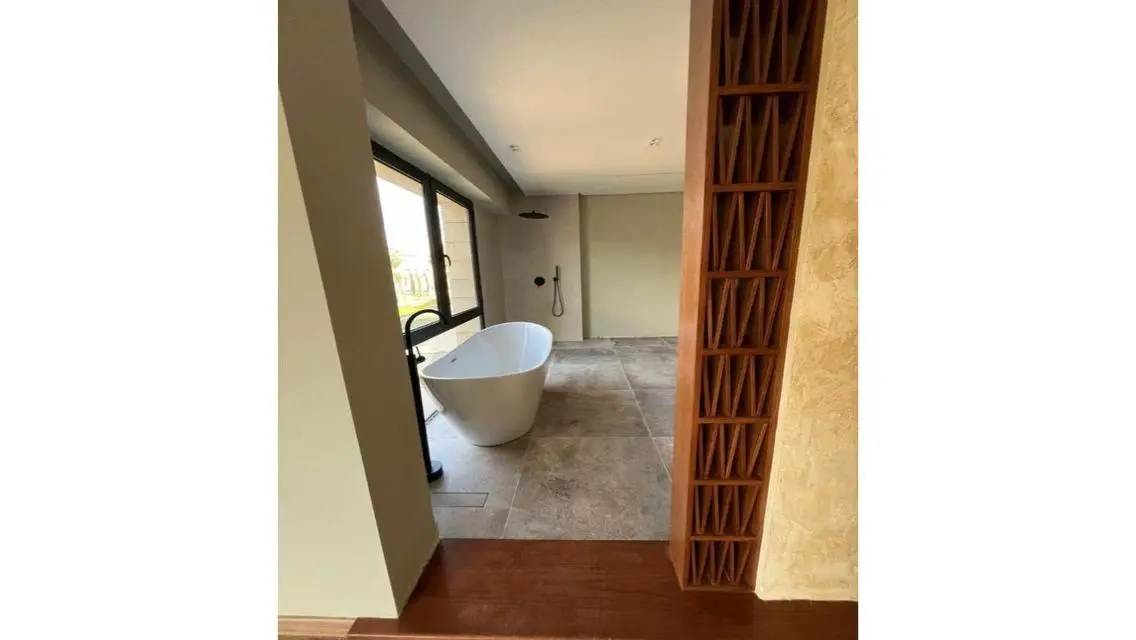 first use corner with fountain and jaccuzi modern