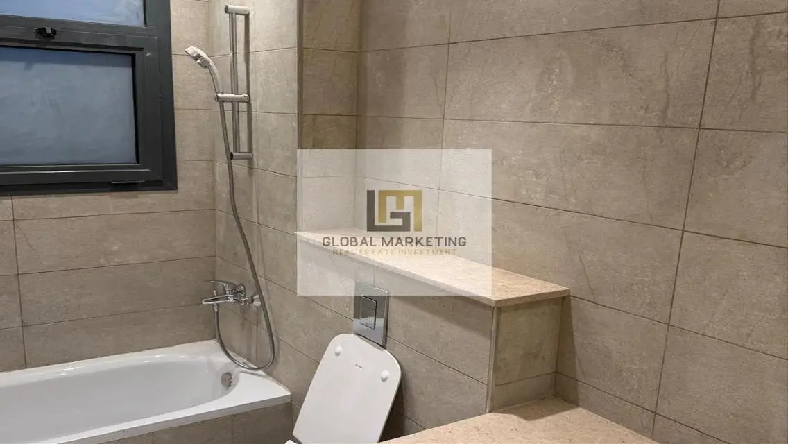 شقة اول سكن  للايجار بالمطبخ والتكييفات في فيليت