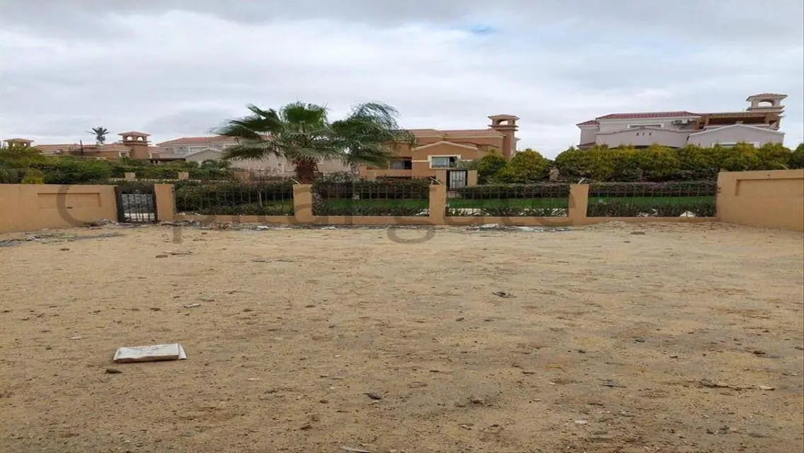 Standalone villa-prime location-Hot Price-les rois