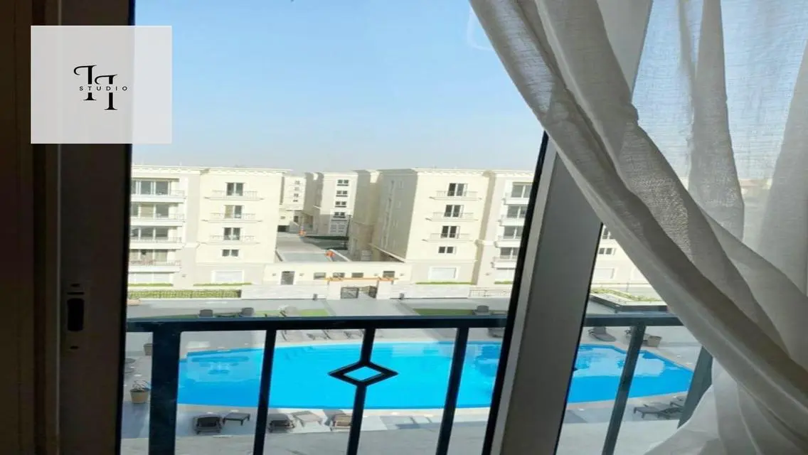 شقة فندقية مفروشة بالكامل اول سكن للإيجار _ ميفيدا