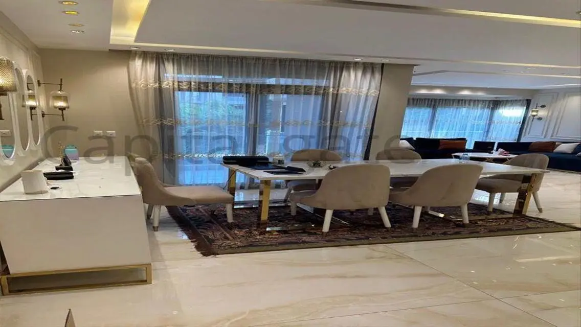 For rent fully furnished apartment in Eastown.