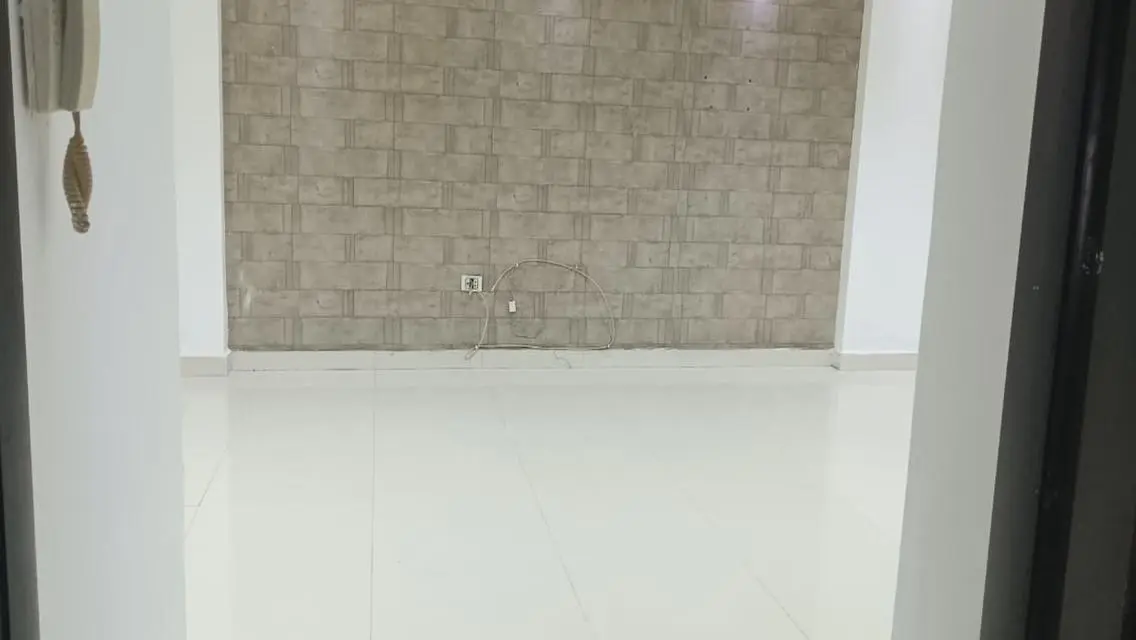 شقه للايجار في مدينتي بسعر لقطه منطقه B7جنب الحركه