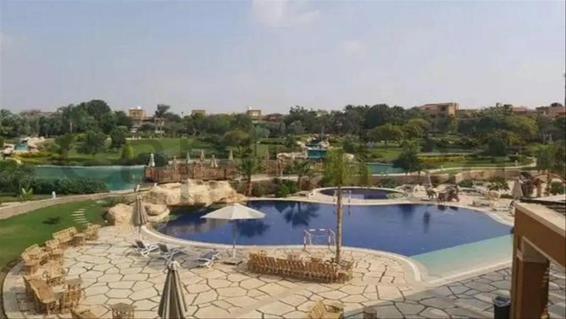 امتلك فيلا متشطبه بالكامل بأجمل لوكيشن ببيلاجيو.