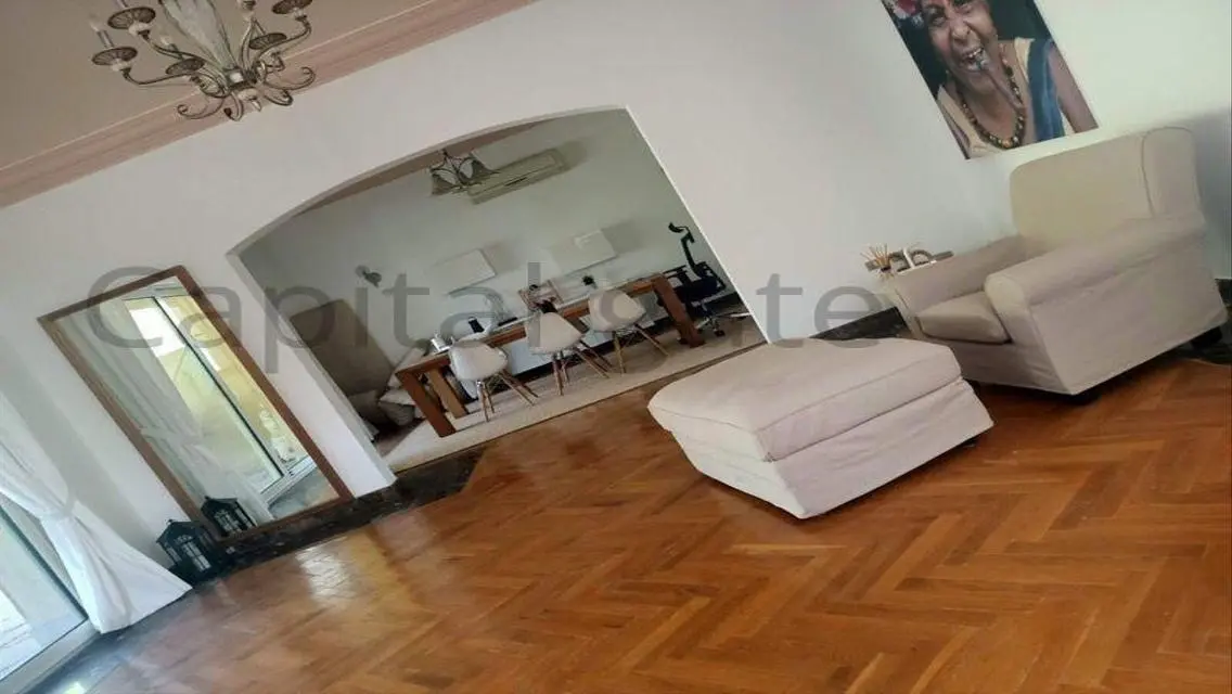 فيلا فاخرة للبيع بتصميم استثنائي وتفاصيل فاخرة.