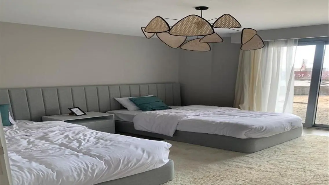 Resale 167m fully finished +ACs below market price