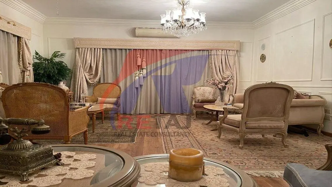 شقة للبيع لوكيشن مميز في غرب أرابيلا التجمع الخامس