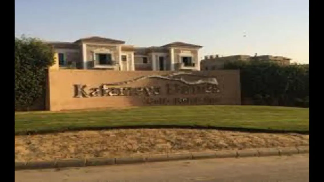 Elegant Twin villa in katamya Dunes Compound 450m