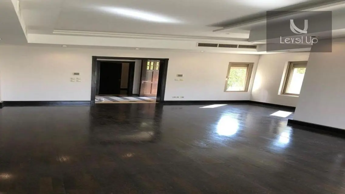 Twin house for sale n Uptown with air conditioning