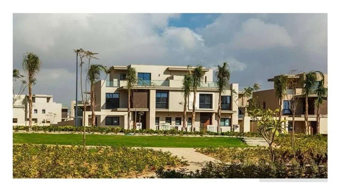 RTM a 317m² villa from SODIC over 7y pool included