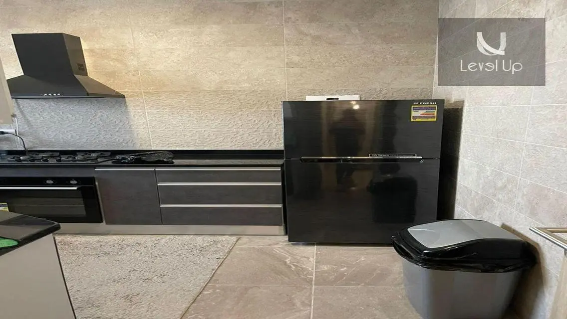 Ground floor with garden for rent in Al Marasem