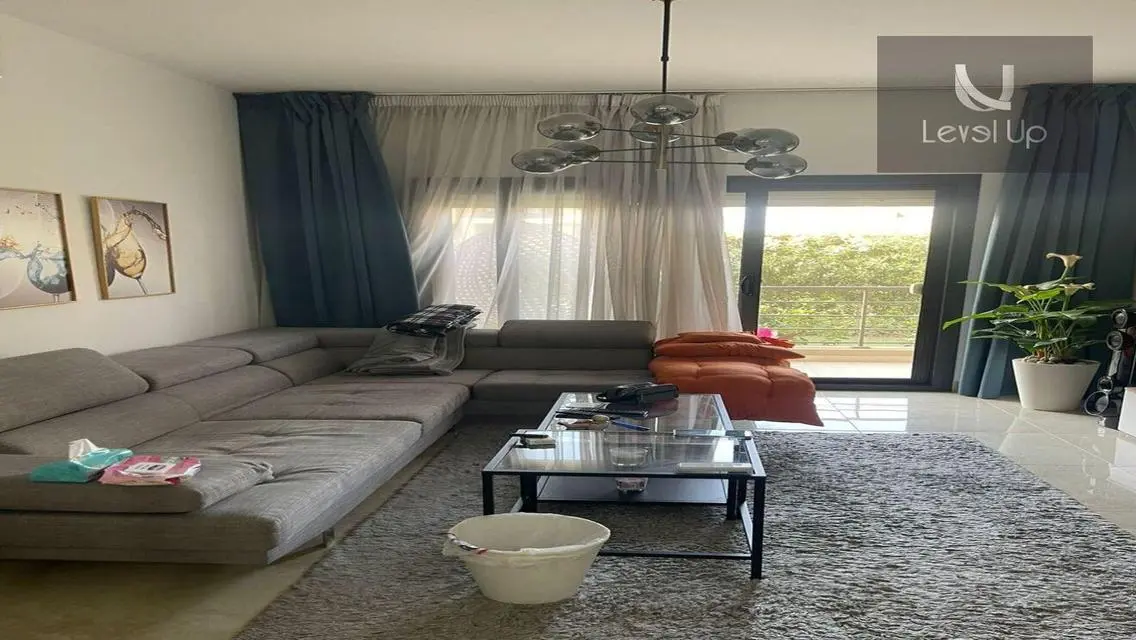 Ground floor with garden for rent in Al Marasem
