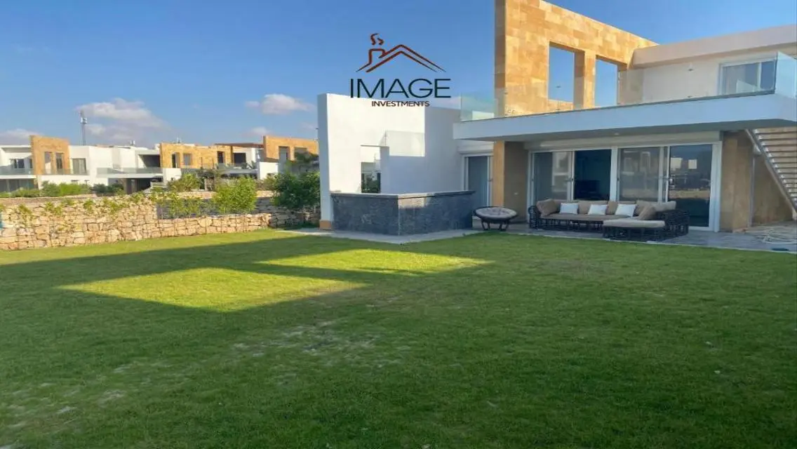 Underpriced furnished ground chalet prime location