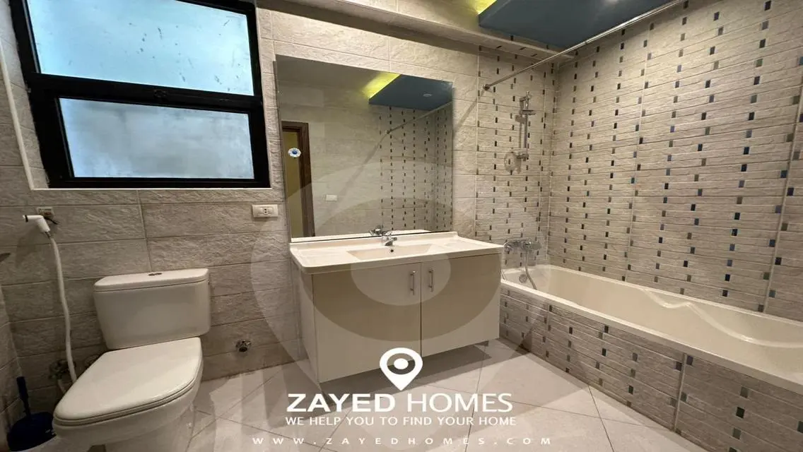 Luxury Apartment for Sale in Sodic 250 sqm