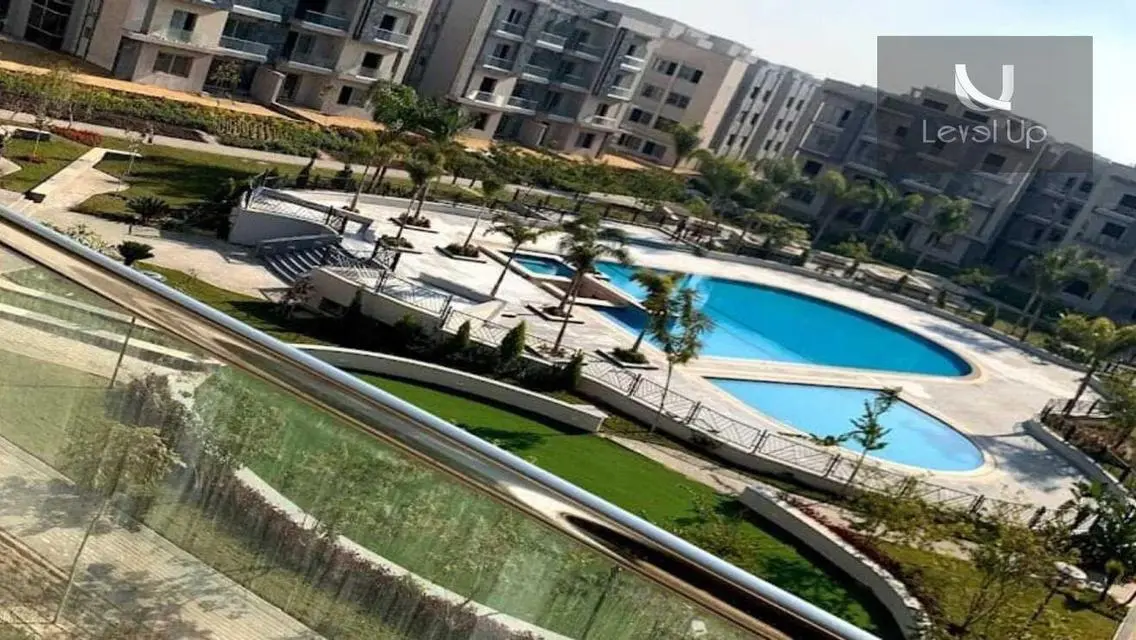 شقة للايجار مكيفة في جاليريا مون فالي سوبر لوكس