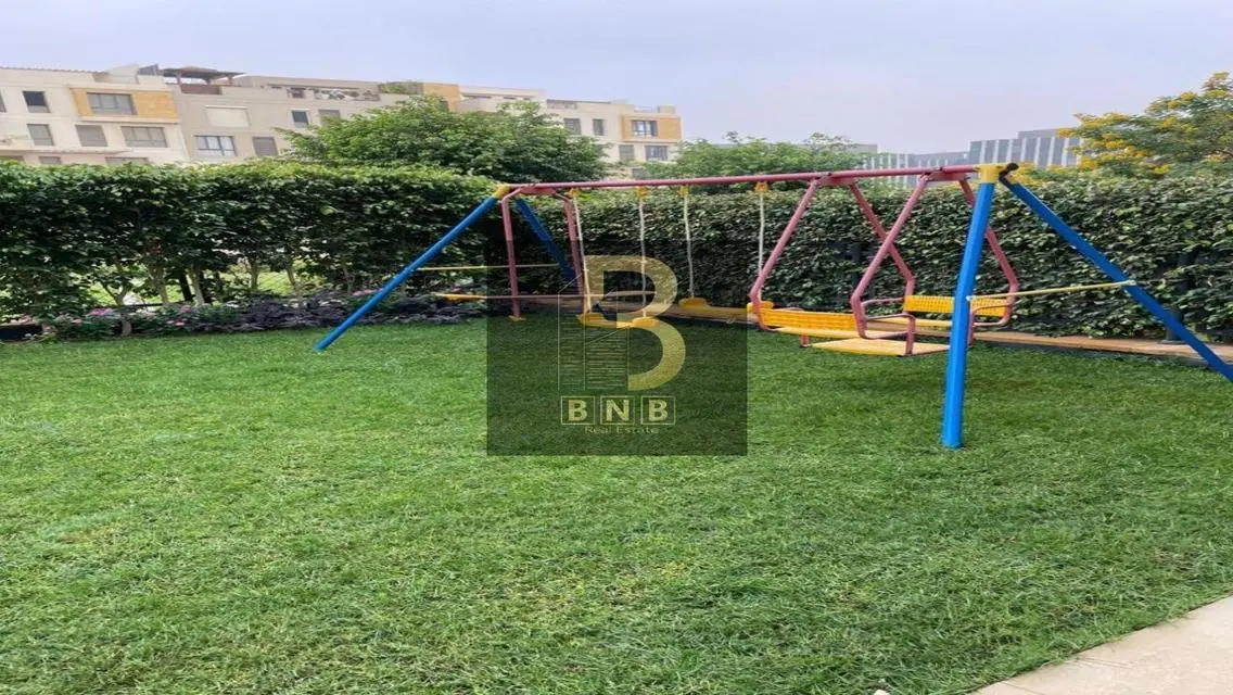 للايجار دوبلكس جاردن الترا مودرن 4 غرف ف ايستاون