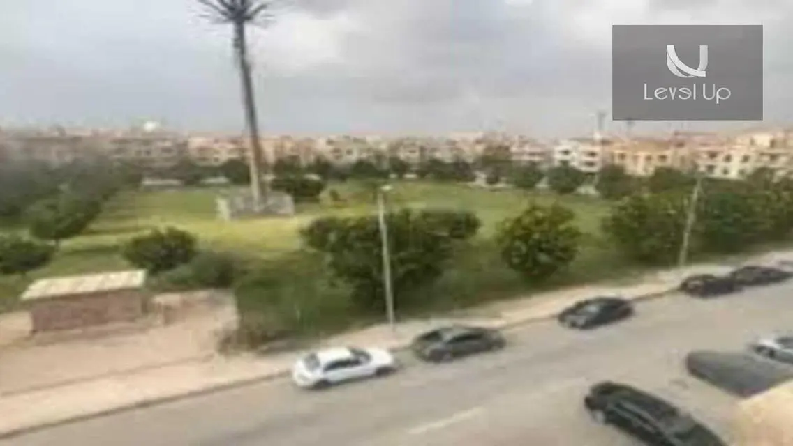 شقه للبيع 220 متر  تشطيب كامل  في النرجس 2