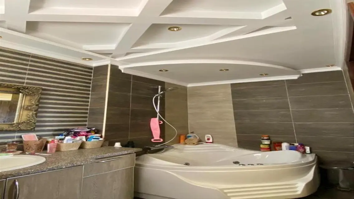 Luxury Villa with Spacious Design