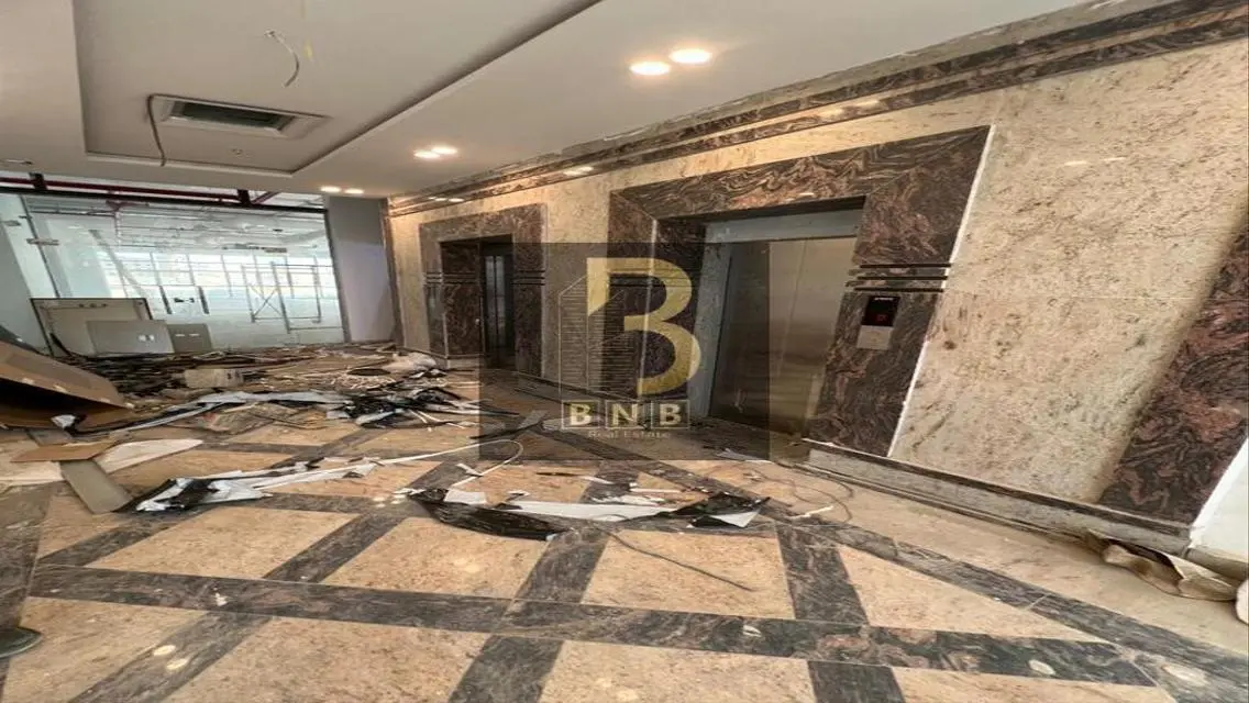 نصف دور إداري 500م علي التسعين الشمالي مباشرا