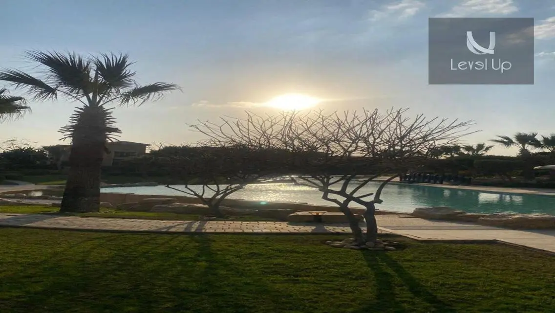 Apartment for sale with a special area stone park