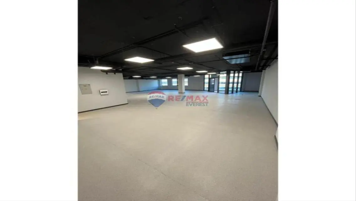 Prime Location Office For Rent in Portal Sodic