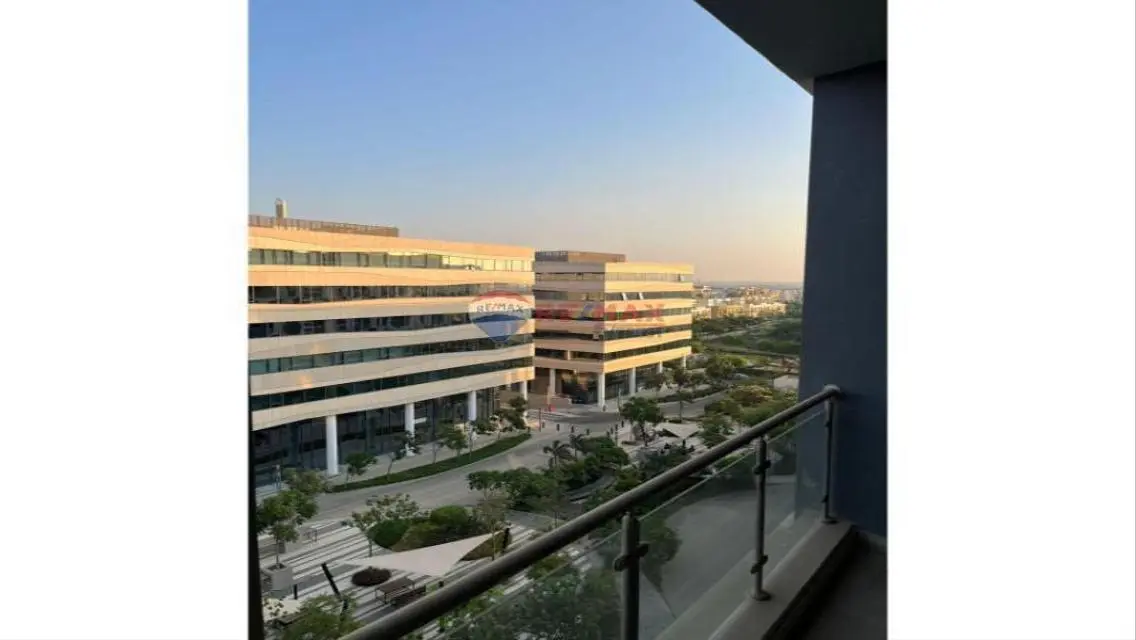 Prime Location Office For Rent in Portal Sodic