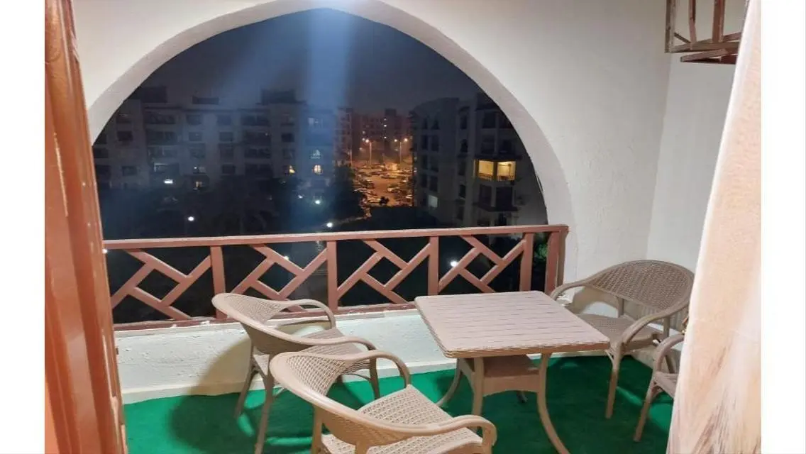 فرصة للايجار بفيو جاردن وفرش مجهز في الرحاب