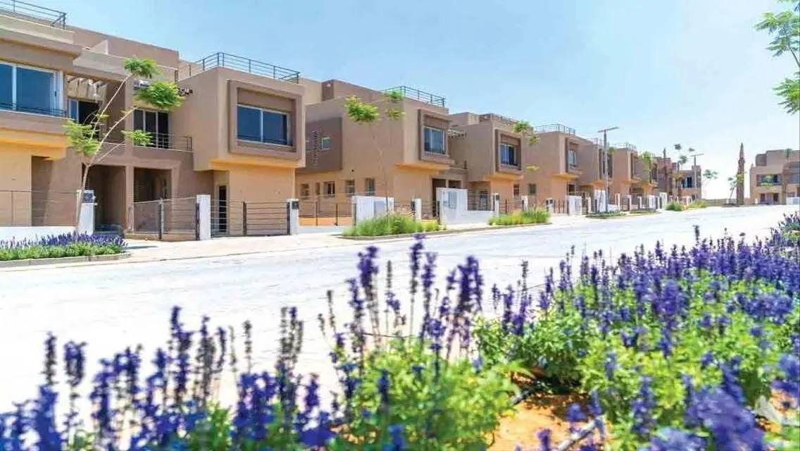 Resale good location big villa 4 bedrooms