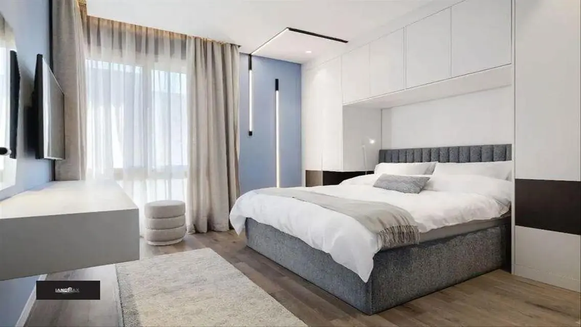 Townhouse villa for sale in installments in a prime location in Badya Palm Hills