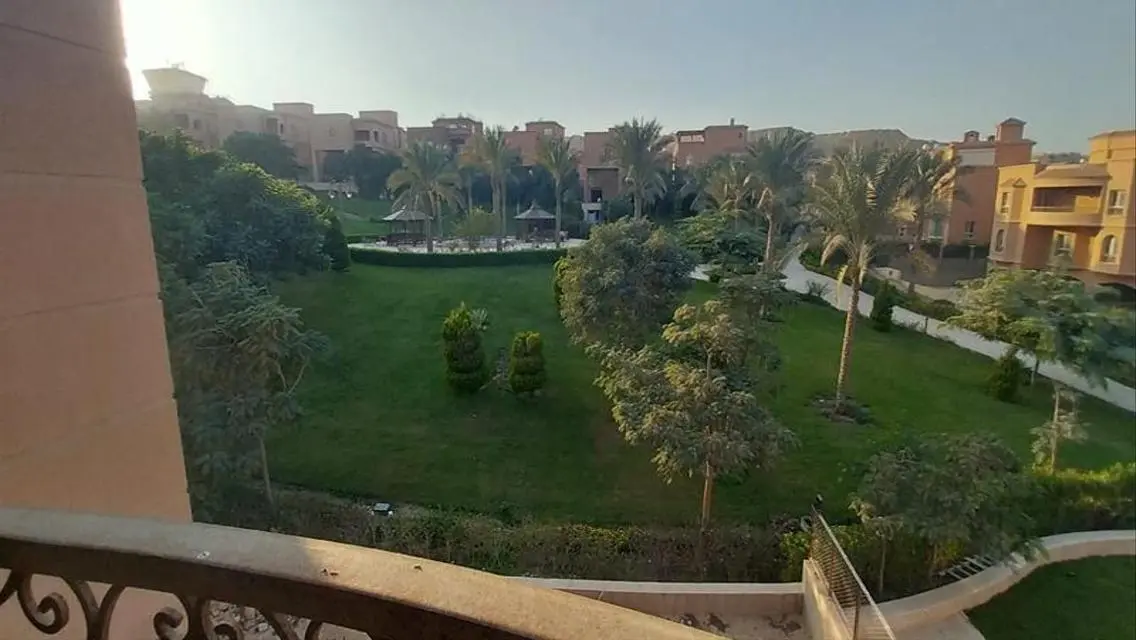 ريسيل 446م ارض 580م جاهزة للاستلام فيو مساحة خضراء