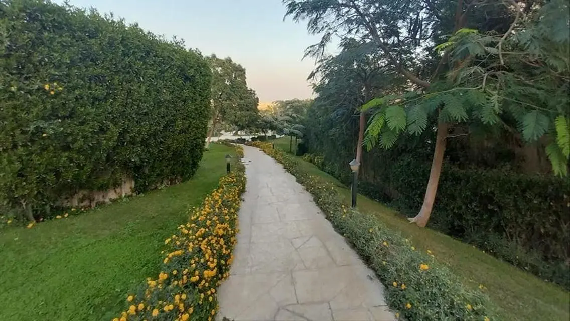ريسيل 446م ارض 580م جاهزة للاستلام فيو مساحة خضراء