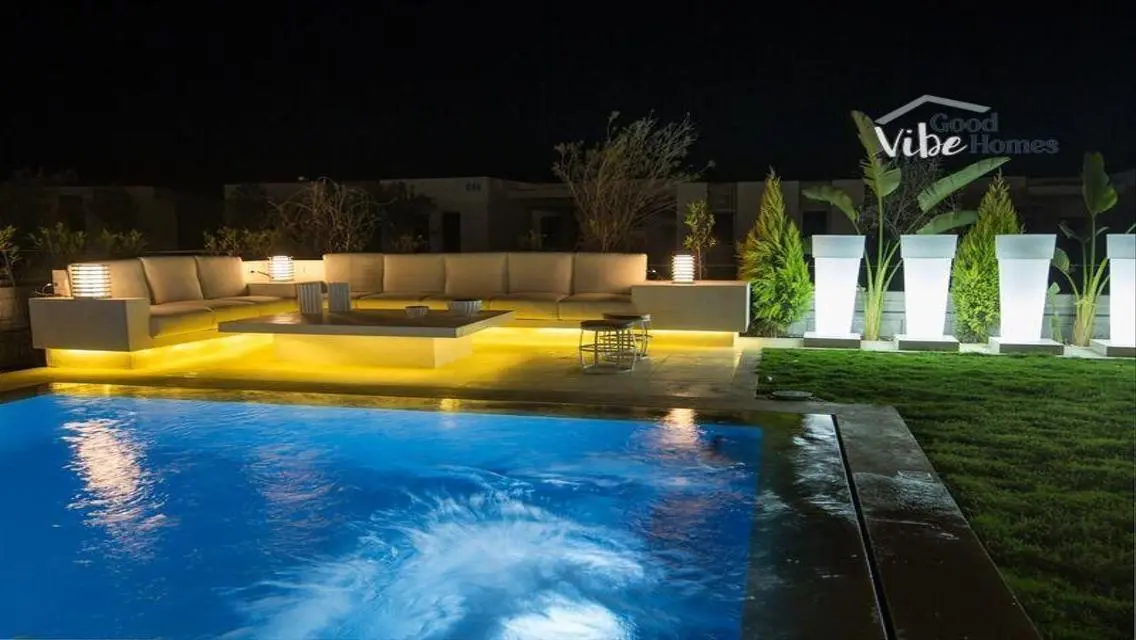 4 BR- Stansalone Sea View In Almaza Bay With Pool