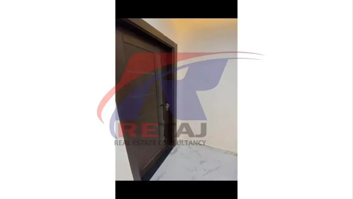 شقةمميزة بين عباس ومكرم عبيد المنطقه الاولي      .