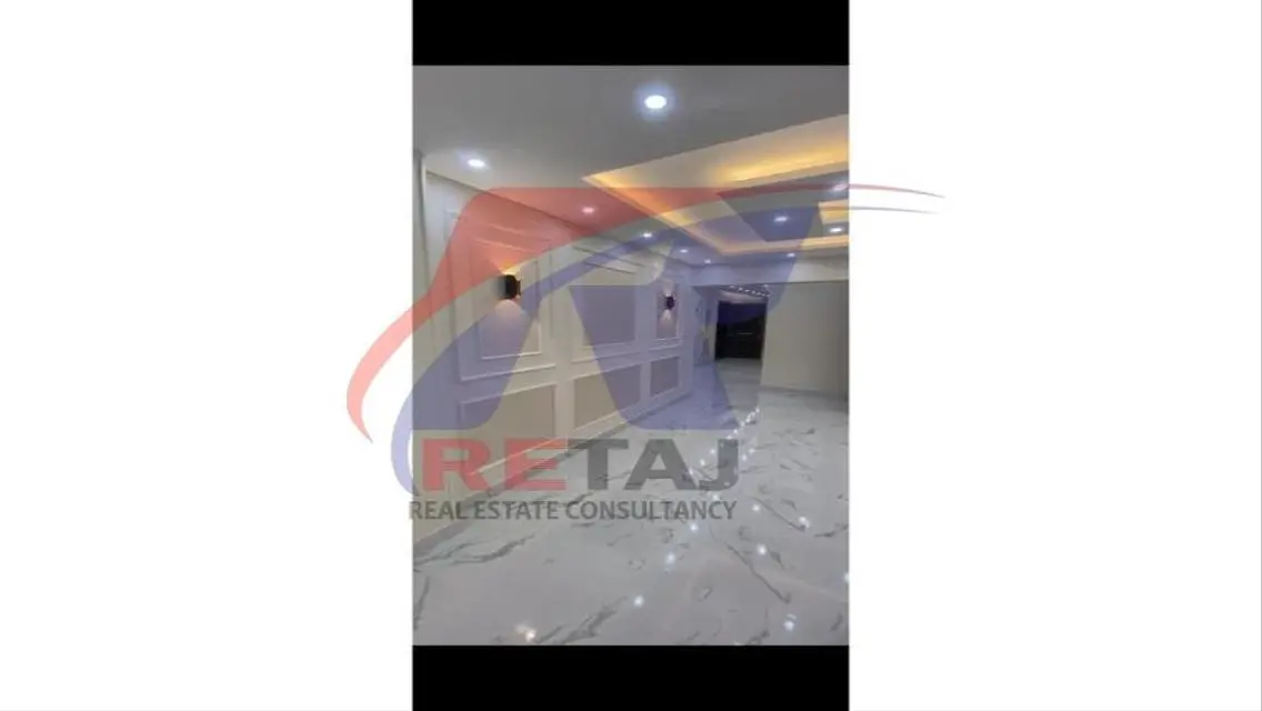 شقةمميزة بين عباس ومكرم عبيد المنطقه الاولي      .