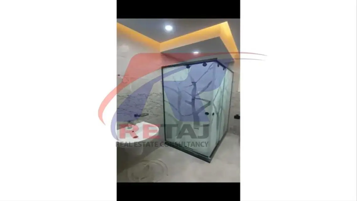 شقةمميزة بين عباس ومكرم عبيد المنطقه الاولي      .