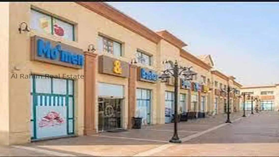 لعشاق الاستثمار محل للايجار90م تشطيب خاص نشاط مطعم