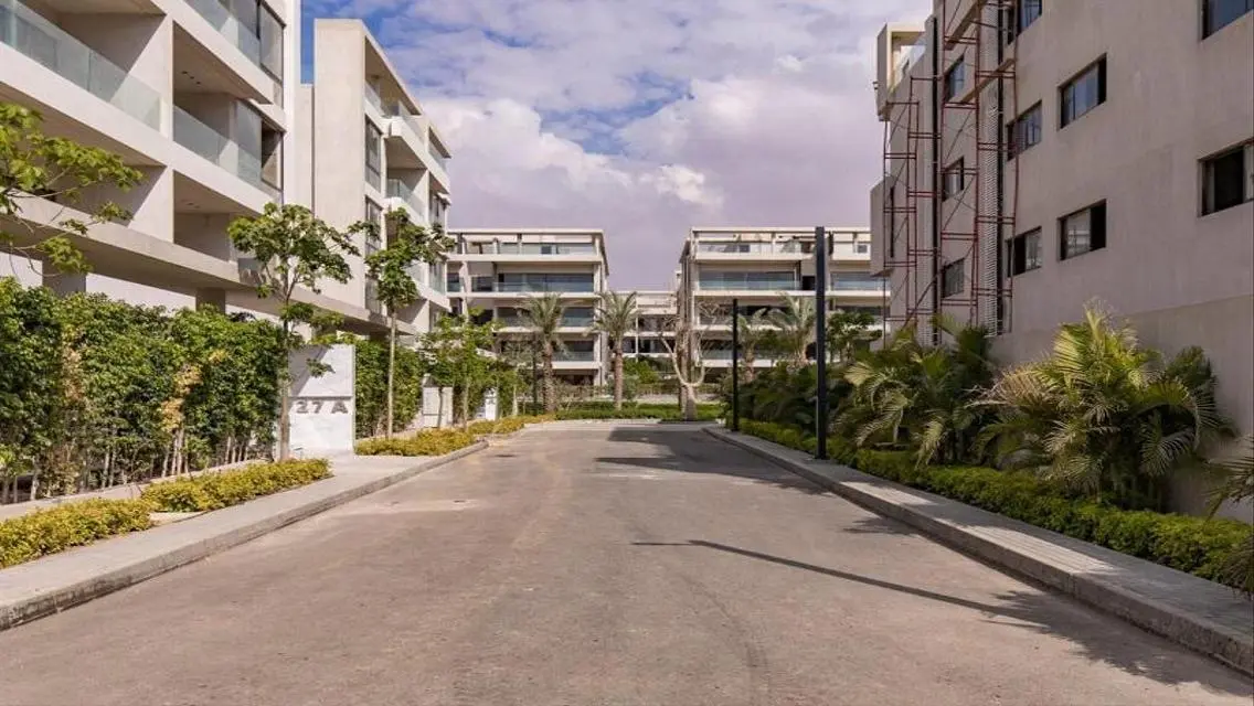 Apartment for sale in Lake View 2, area of ​​181 M