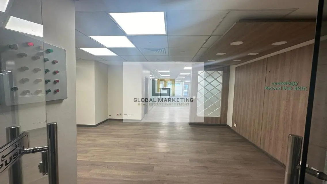 Fully finished office for rent 600m on South 90th