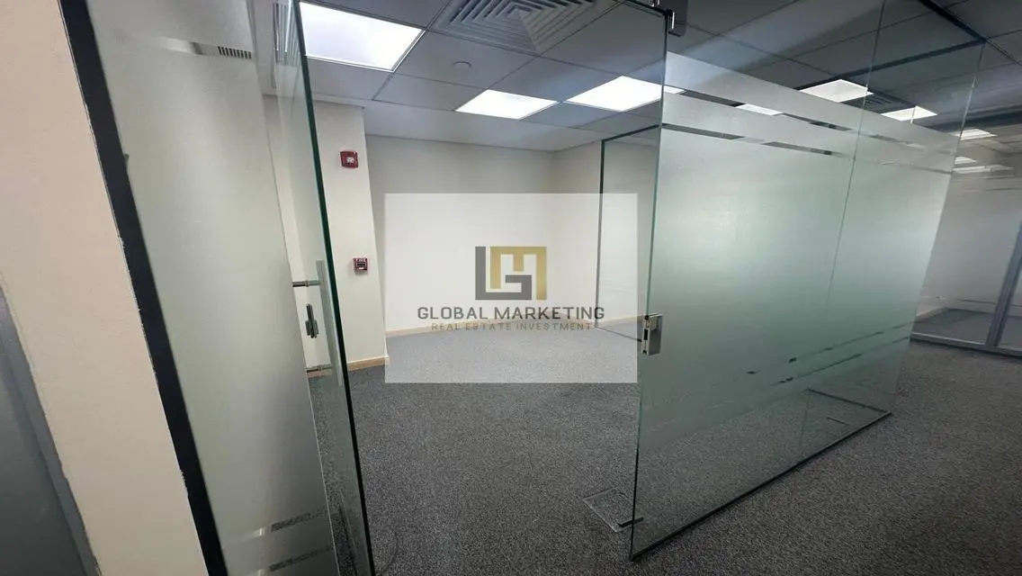 Fully finished office for rent 600m on South 90th